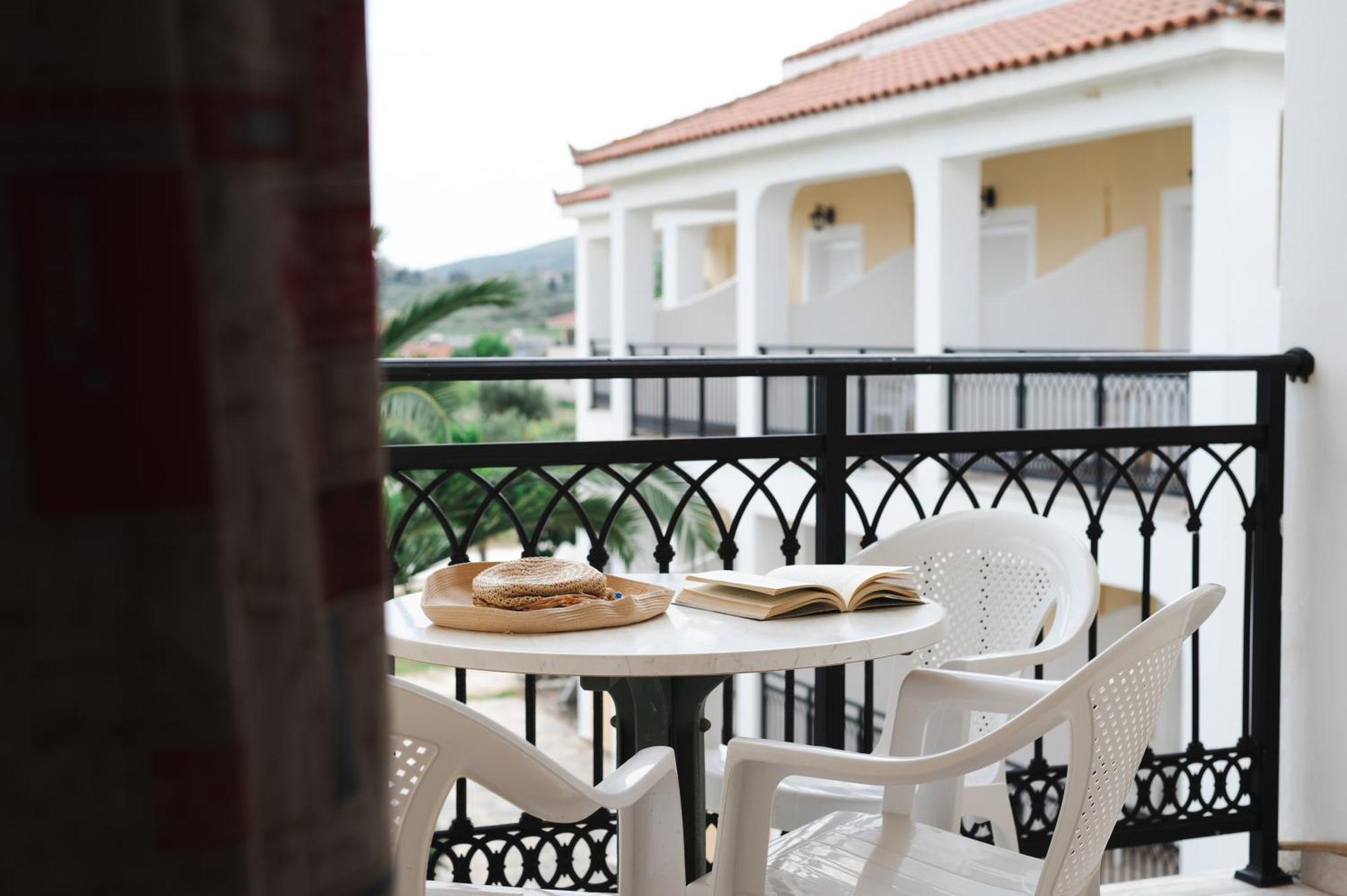 Village Inn Studios & Family Apartments Laganas Luaran gambar