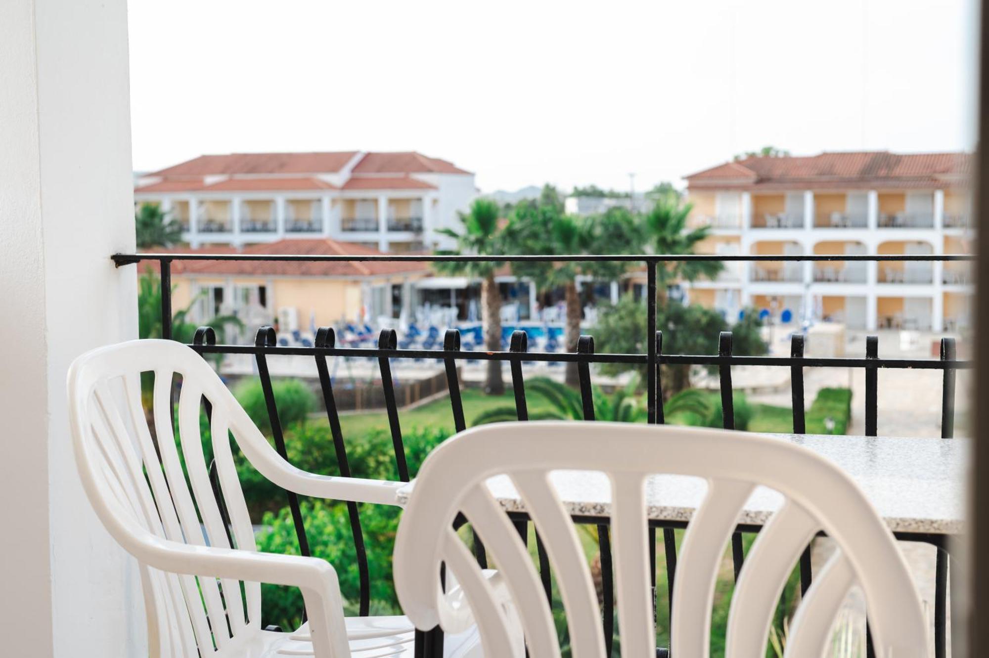 Village Inn Studios & Family Apartments Laganas Luaran gambar